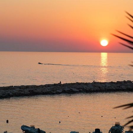 Blu Marine Casa A 10Mt Dalla Spiaggia Peschici Eksteriør billede